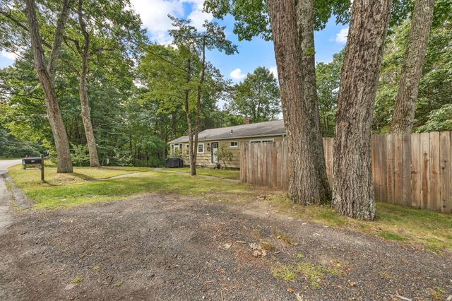 101 Wales Rd, Monson, MA 01057