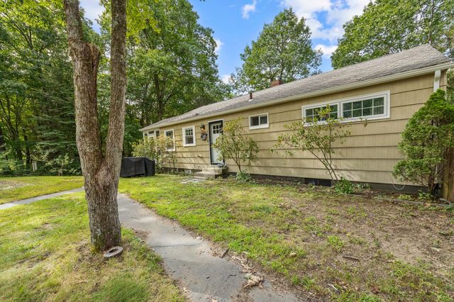 101 Wales Rd, Monson, MA 01057