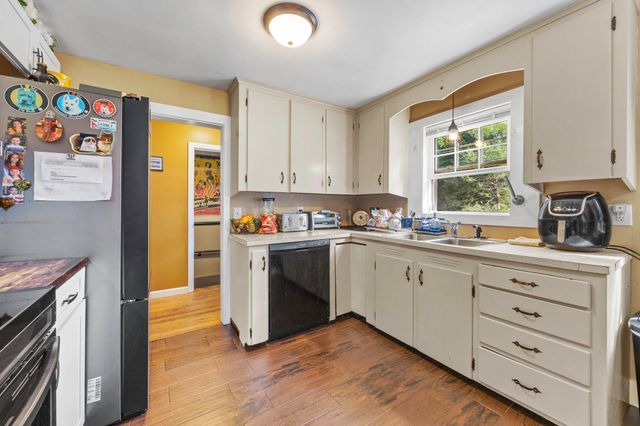101 Wales Rd, Monson, MA 01057