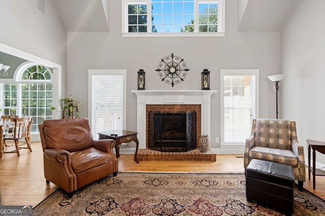 195 Churchill Drive, Juliette, GA 31046