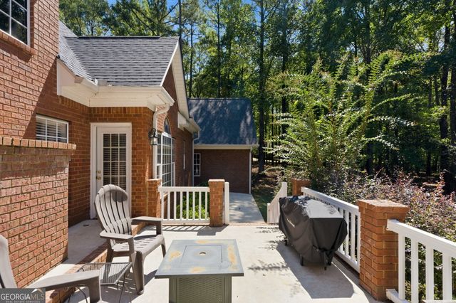 195 Churchill Drive, Juliette, GA 31046