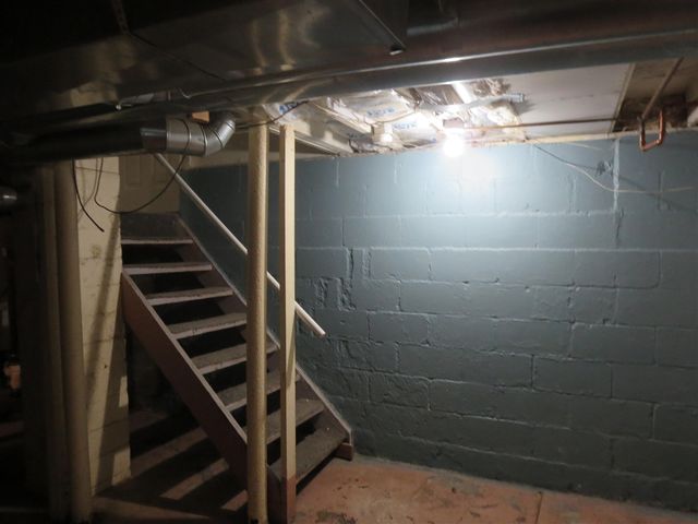 1115 Woodward Avenue, Kalamazoo, MI 49007