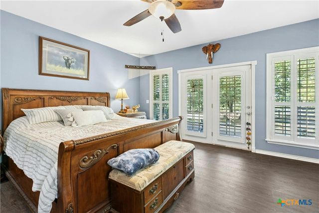 412 Woody Hollow Road, Luling, TX 78648