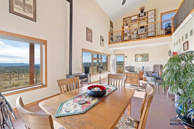 12961 DARCY DR, Hot Springs, SD 57747