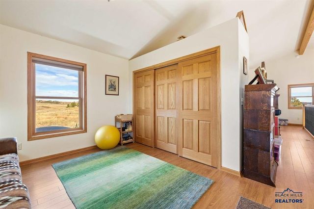 12961 DARCY DR, Hot Springs, SD 57747