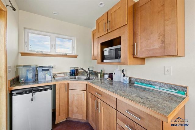 12961 DARCY DR, Hot Springs, SD 57747