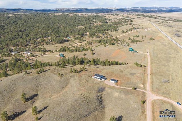 12961 DARCY DR, Hot Springs, SD 57747