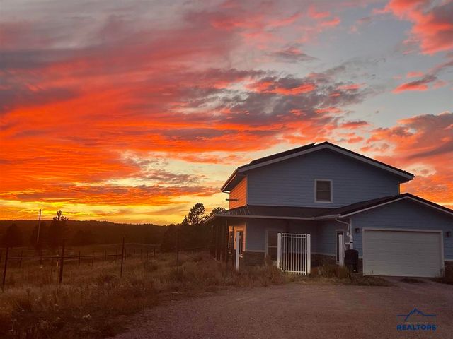 12961 DARCY DR, Hot Springs, SD 57747