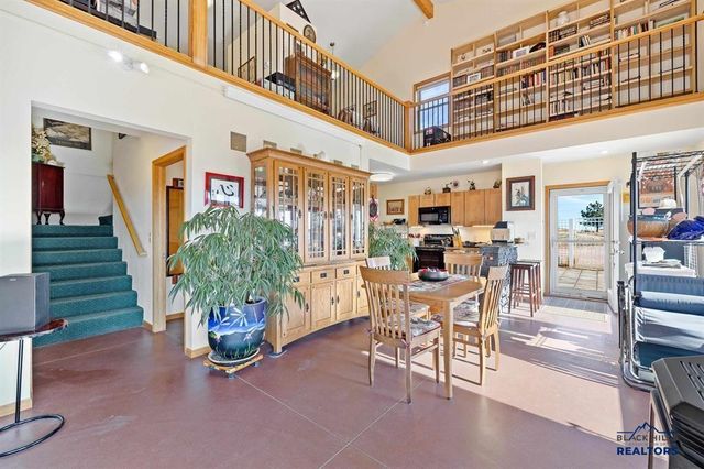 12961 DARCY DR, Hot Springs, SD 57747