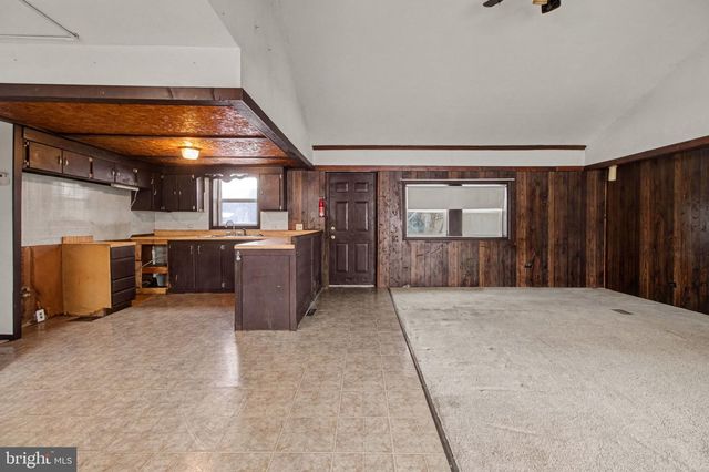 3144 SPRING ROAD, Carlisle, PA 17013