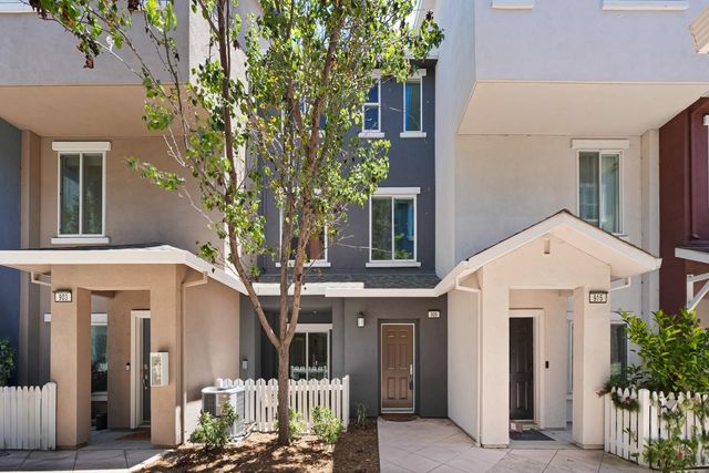 909 Alta Mar Terrace, San Jose, CA 95126