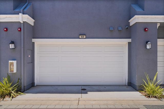 909 Alta Mar Terrace, San Jose, CA 95126