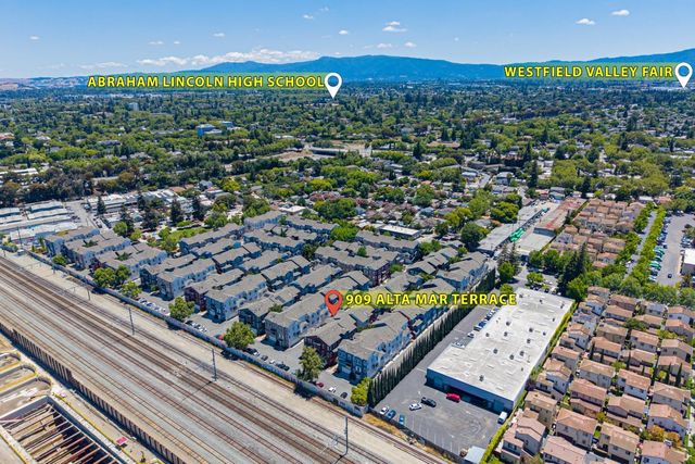 909 Alta Mar Terrace, San Jose, CA 95126