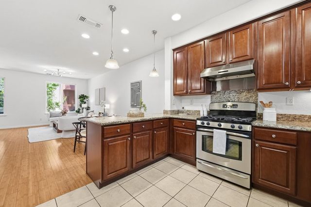 909 Alta Mar Terrace, San Jose, CA 95126