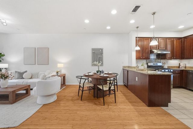 909 Alta Mar Terrace, San Jose, CA 95126