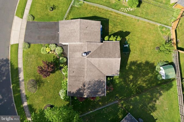 53 BIRCH DR, Levittown, PA 19054