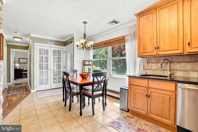 53 BIRCH DR, Levittown, PA 19054