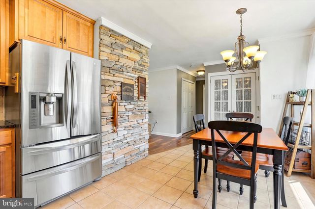 53 BIRCH DR, Levittown, PA 19054