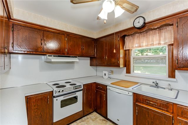 105 Borden Avenue, Johnston, RI 02919