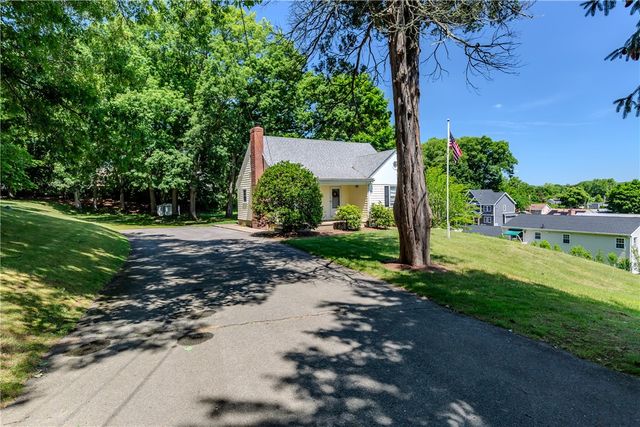 105 Borden Avenue, Johnston, RI 02919