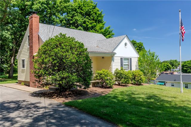 105 Borden Avenue, Johnston, RI 02919