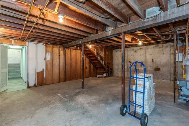 105 Borden Avenue, Johnston, RI 02919