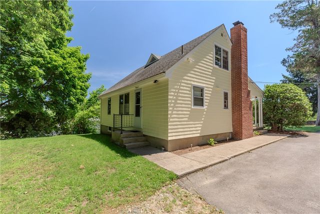 105 Borden Avenue, Johnston, RI 02919