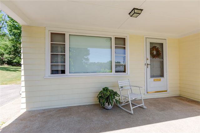 105 Borden Avenue, Johnston, RI 02919