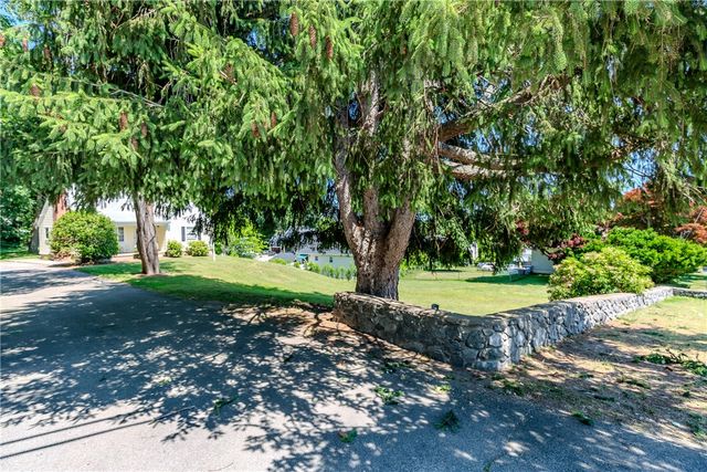 105 Borden Avenue, Johnston, RI 02919