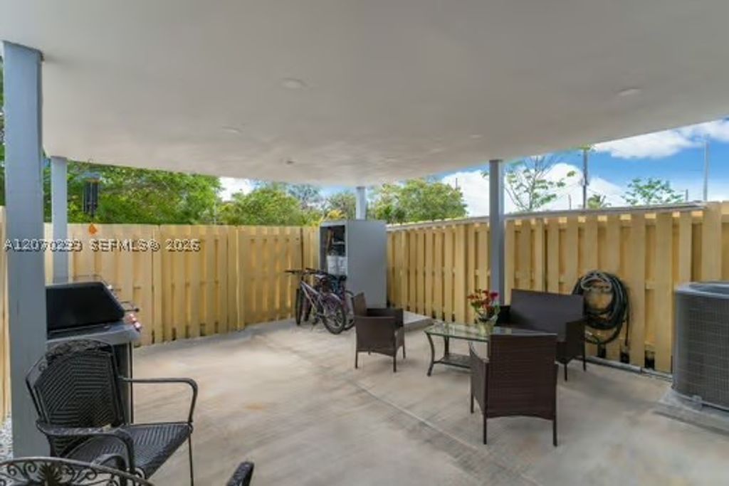 27704 SW 156th Ct, Homestead, FL 33032