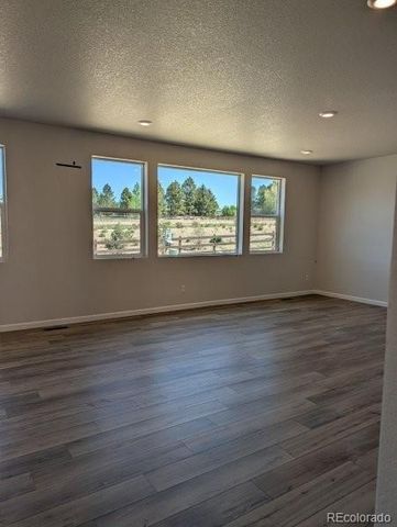 3445 Ballinger Circle, Mead, CO 80542