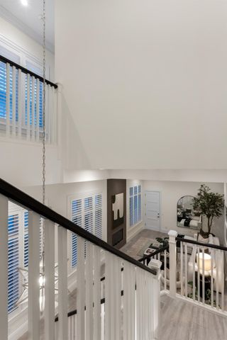 9 Adams Road, Ocean Ridge, FL 33435