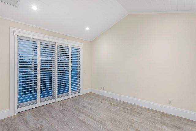 9 Adams Road, Ocean Ridge, FL 33435