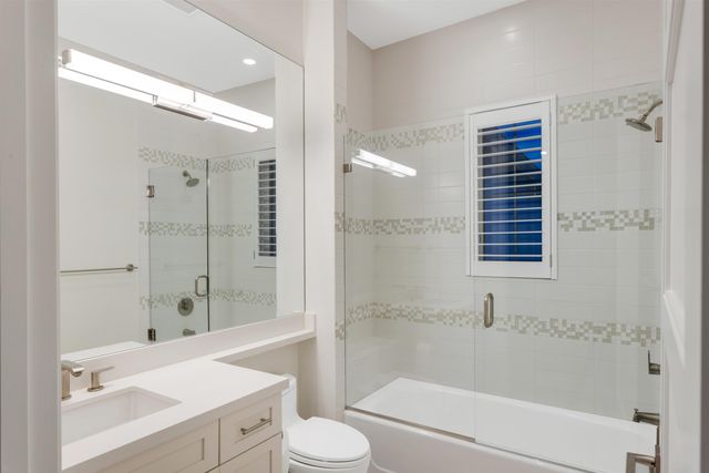 9 Adams Road, Ocean Ridge, FL 33435