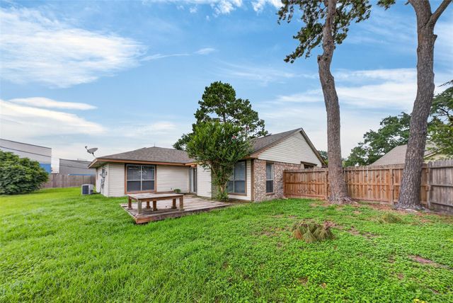 19939 Edensborough, Houston, TX 77449