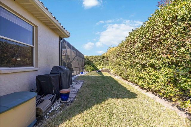 7451 ROXYE LANE, Sarasota, FL 34240