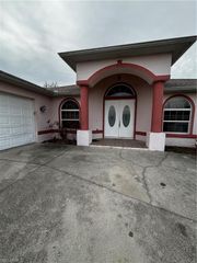 903 Unice AVE N, Lehigh Acres, FL 33971