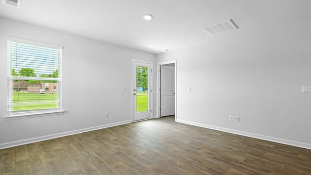 130 Culbertson Court, Holly Hill, SC 29059