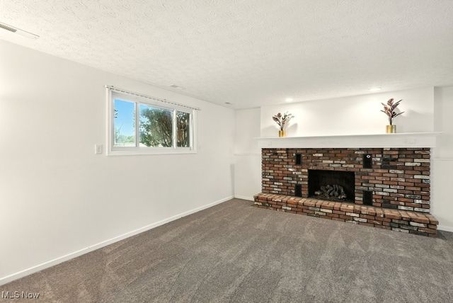 5540 River Road, Madison, OH 44057