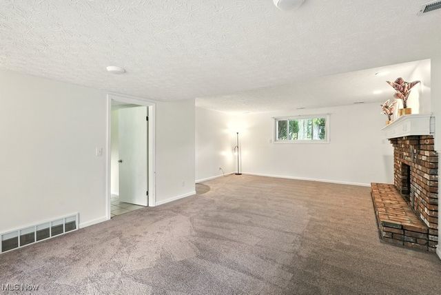 5540 River Road, Madison, OH 44057