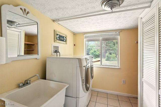 5540 River Road, Madison, OH 44057