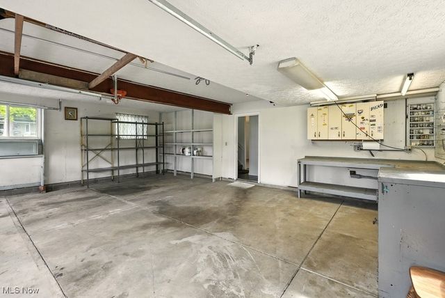 5540 River Road, Madison, OH 44057