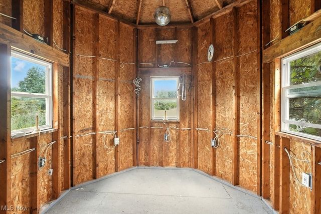 5540 River Road, Madison, OH 44057