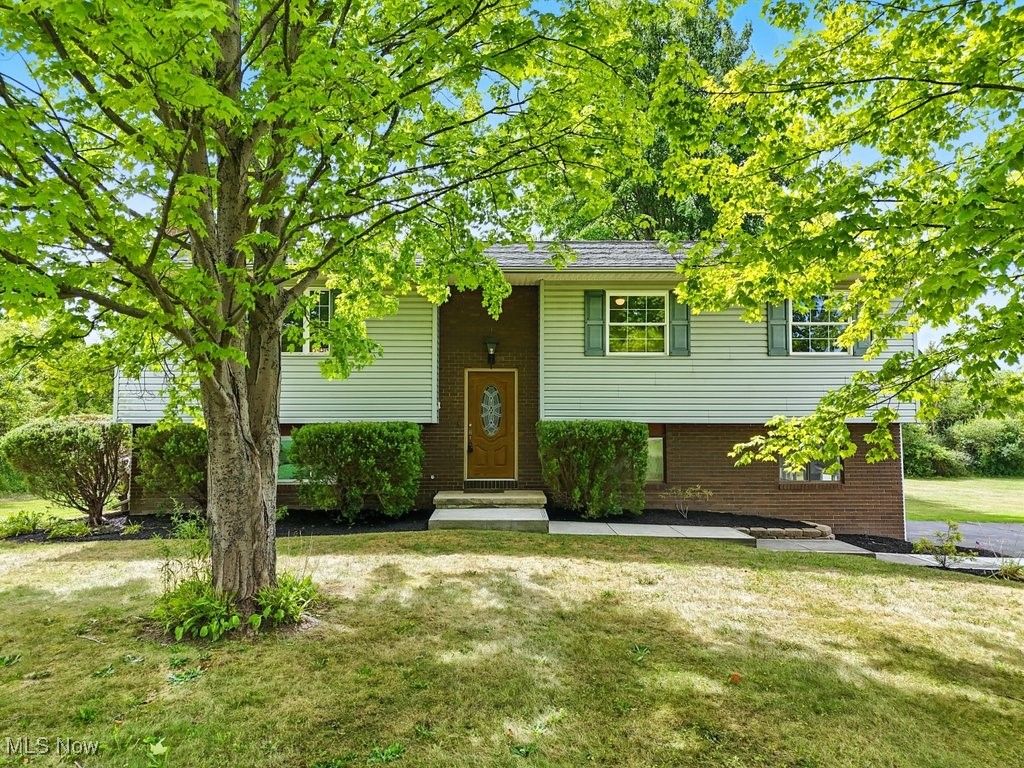 5540 River Road, Madison, OH 44057