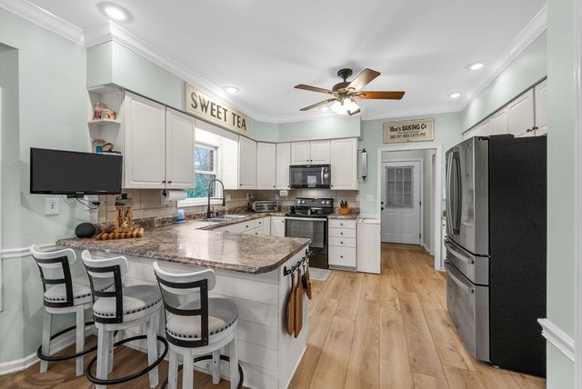 1191 Emmerson Cr, Hopkinsville, KY 42240