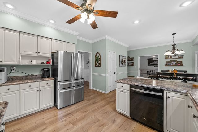 1191 Emmerson Cr, Hopkinsville, KY 42240