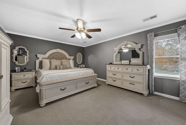 1191 Emmerson Cr, Hopkinsville, KY 42240