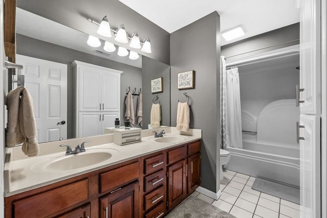 1191 Emmerson Cr, Hopkinsville, KY 42240