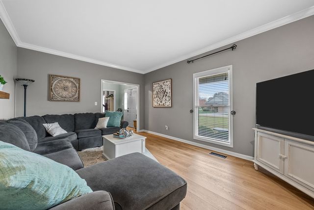 1191 Emmerson Cr, Hopkinsville, KY 42240