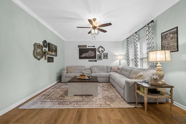 1191 Emmerson Cr, Hopkinsville, KY 42240